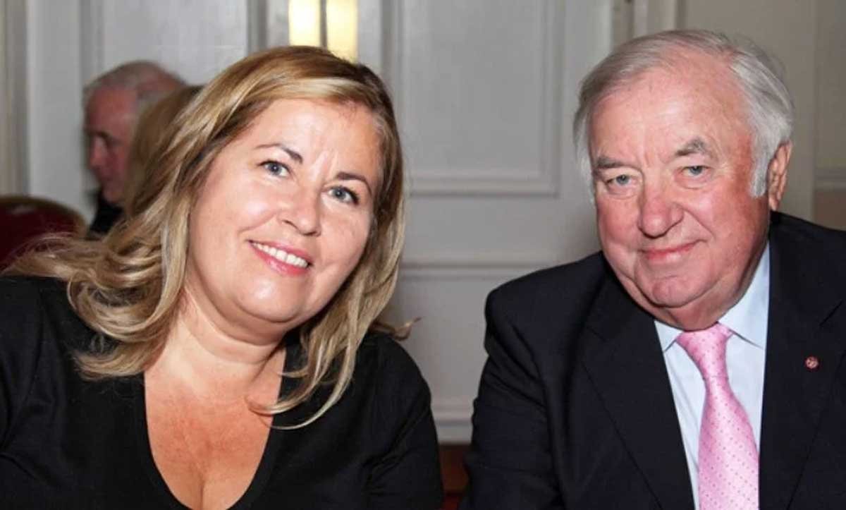 Liza Tarbuck Husband